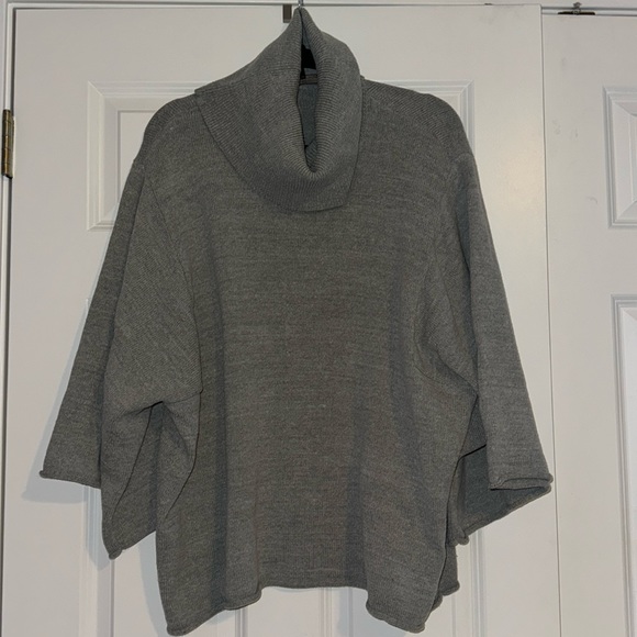 BCBGMAXAZRIA Cowl Neck Oversized Sweater XS/S - Picture 4 of 5